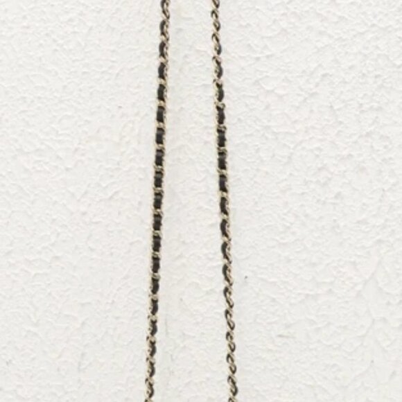 Chanel Trendy CC Micro Clutch with Chain Quilted Lambskin 27740568 - Picture 4 of 14